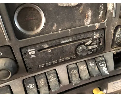 Radio Kenworth T680 Vander Haags Inc Cb