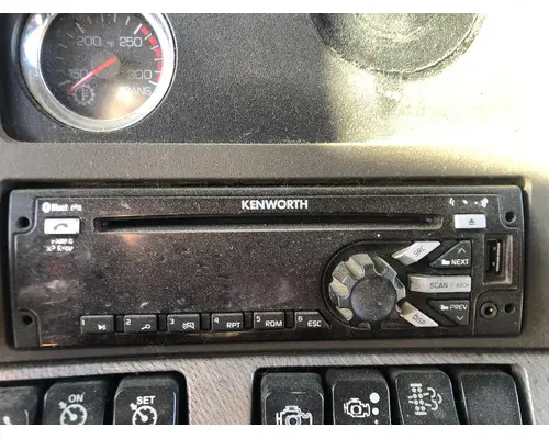 Radio Kenworth T680 Vander Haags Inc Kc