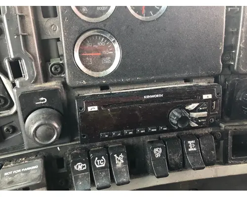 Radio Kenworth T680 Vander Haags Inc Kc