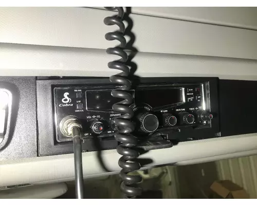 Radio Kenworth T680 Vander Haags Inc Sf