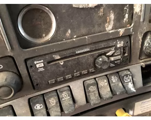 Radio Kenworth T680 Vander Haags Inc Cb