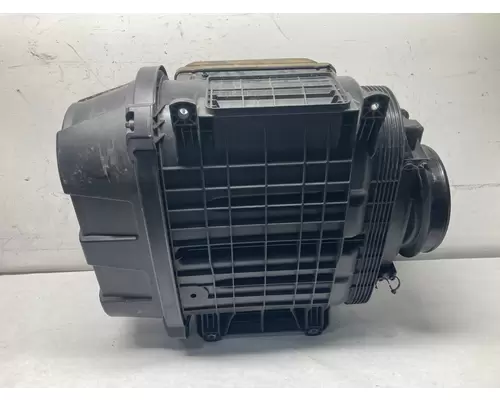 Kenworth T680 Air Cleaner