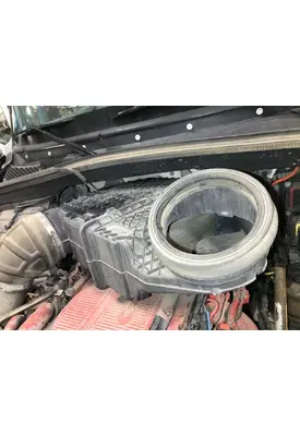 Kenworth T680 Air Cleaner