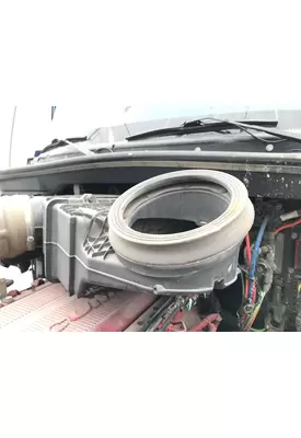 Kenworth T680 Air Cleaner