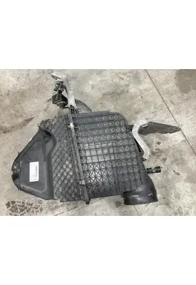 Kenworth T680 Air Cleaner