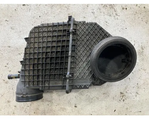 Kenworth T680 Air Cleaner