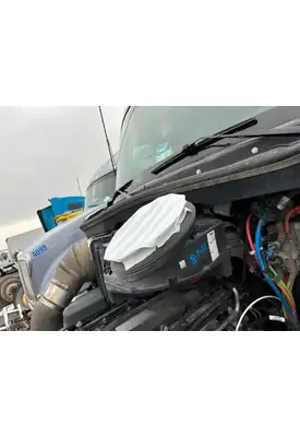 Kenworth T680 Air Cleaner
