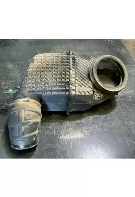 Kenworth T680 Air Cleaner
