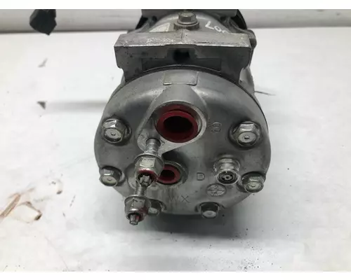 Kenworth T680 Air Conditioner Compressor