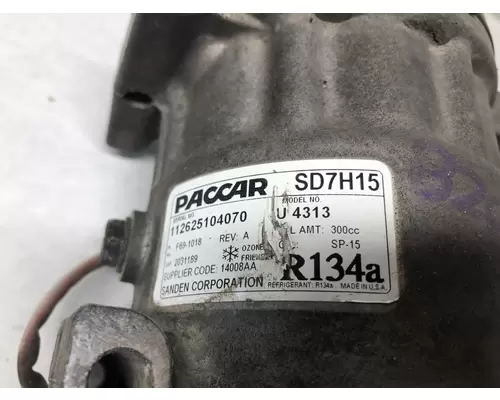 Kenworth T680 Air Conditioner Compressor