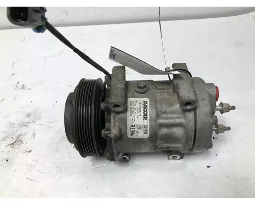 Kenworth T680 Air Conditioner Compressor