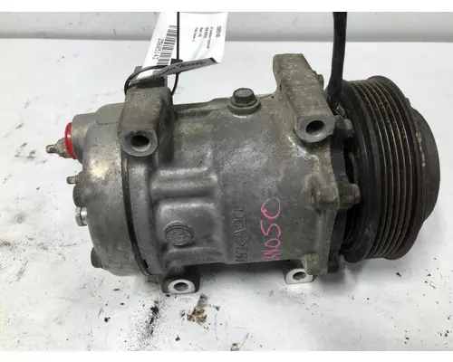 Kenworth T680 Air Conditioner Compressor