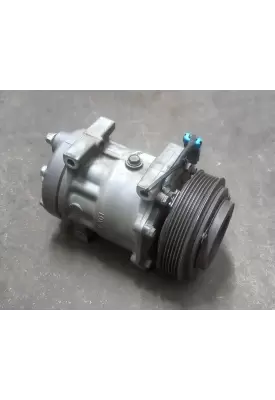 Kenworth T680 Air Conditioner Compressor