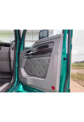 Kenworth T680 Body, Misc. Parts