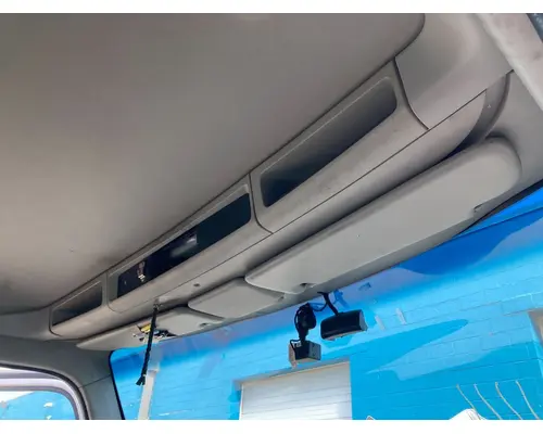 Kenworth T680 Body, Misc. Parts