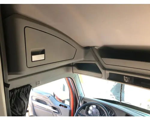 Kenworth T680 Body, Misc. Parts