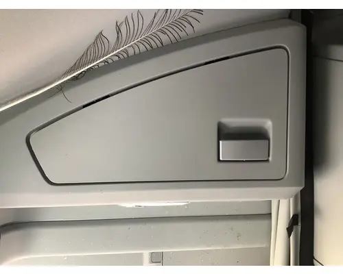 Kenworth T680 Body, Misc. Parts