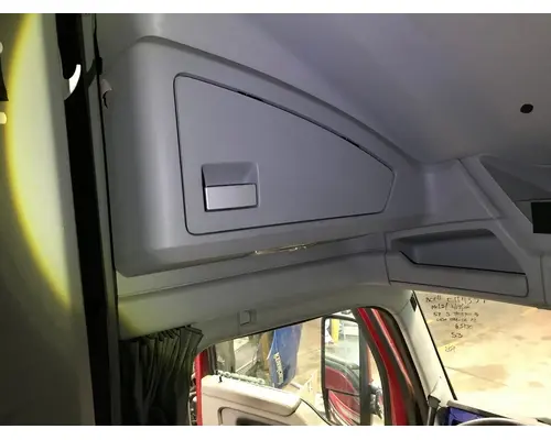 Kenworth T680 Body, Misc. Parts