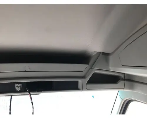 Kenworth T680 Body, Misc. Parts