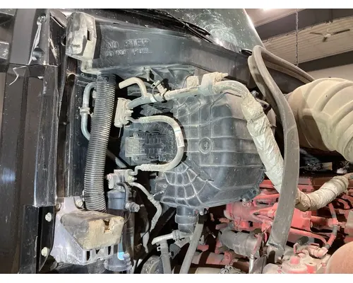 Kenworth T680 Body, Misc. Parts