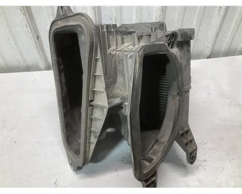 Kenworth T680 Body, Misc. Parts