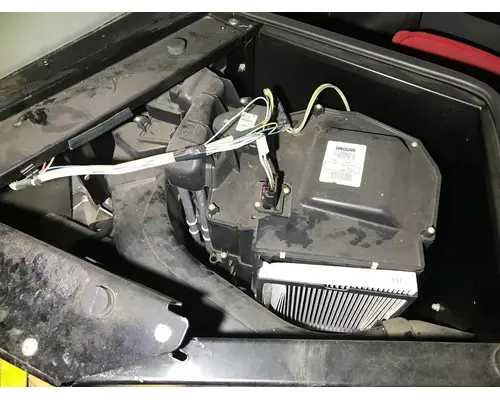 Kenworth T680 Body, Misc. Parts