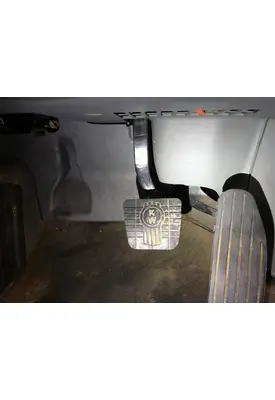 Kenworth T680 Body, Misc. Parts