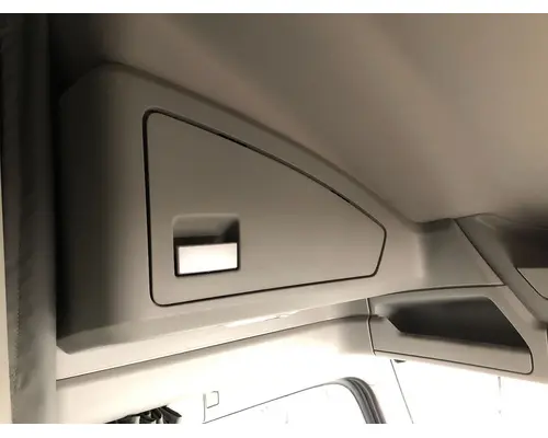 Kenworth T680 Body, Misc. Parts