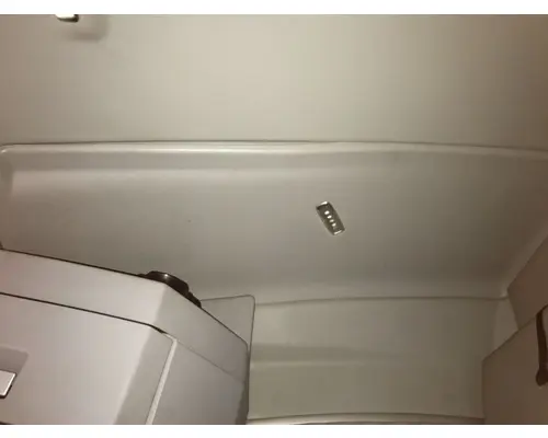 Kenworth T680 Body, Misc. Parts