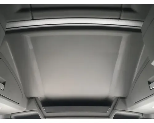 Kenworth T680 Body, Misc. Parts