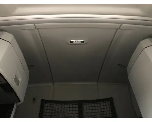 Kenworth T680 Body, Misc. Parts