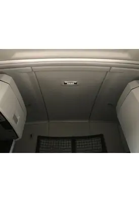 Kenworth T680 Body, Misc. Parts