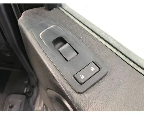 Kenworth T680 Body, Misc. Parts