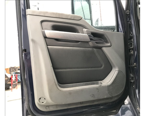 Kenworth T680 Body, Misc. Parts
