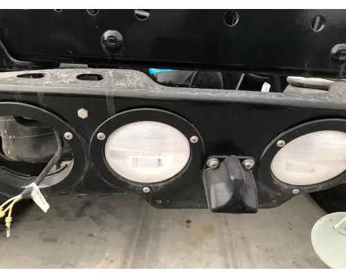 Kenworth T680 Body, Misc. Parts