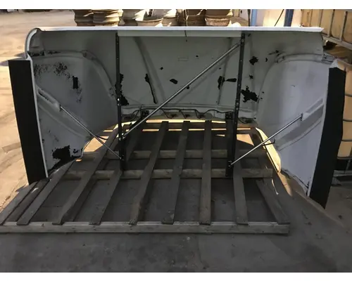 Kenworth T680 Body, Misc. Parts