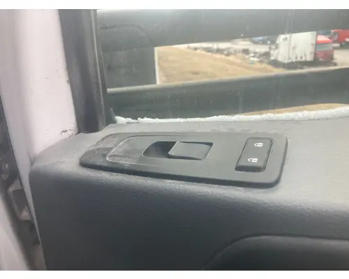 Kenworth T680 Body, Misc. Parts