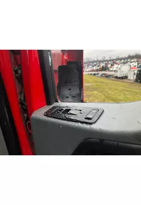 Kenworth T680 Body, Misc. Parts