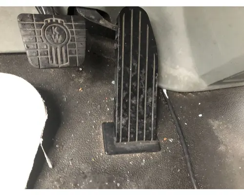 Kenworth T680 Body, Misc. Parts