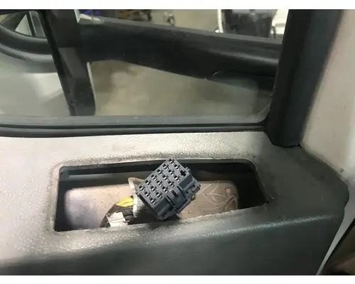 Kenworth T680 Body, Misc. Parts