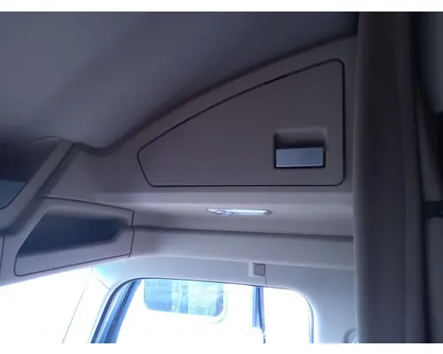 Kenworth T680 Body, Misc. Parts