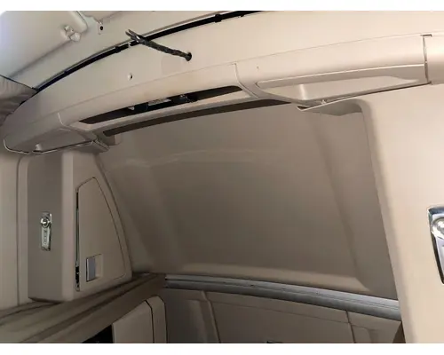 Kenworth T680 Body, Misc. Parts