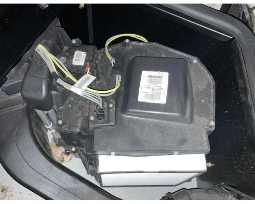 Kenworth T680 Body, Misc. Parts