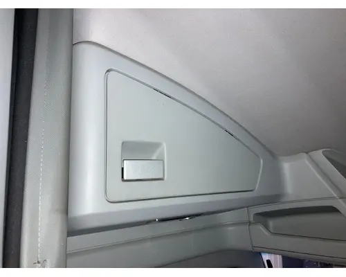 Kenworth T680 Body, Misc. Parts