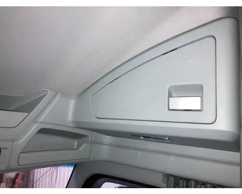 Kenworth T680 Body, Misc. Parts