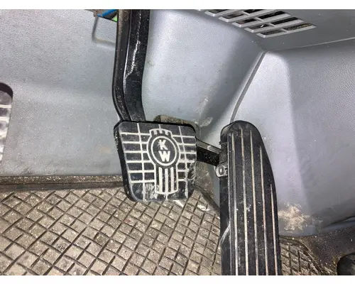 Kenworth T680 Body, Misc. Parts