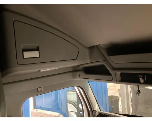 Kenworth T680 Body, Misc. Parts