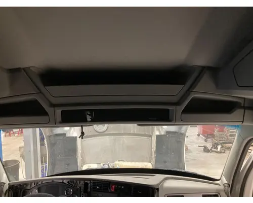 Kenworth T680 Body, Misc. Parts