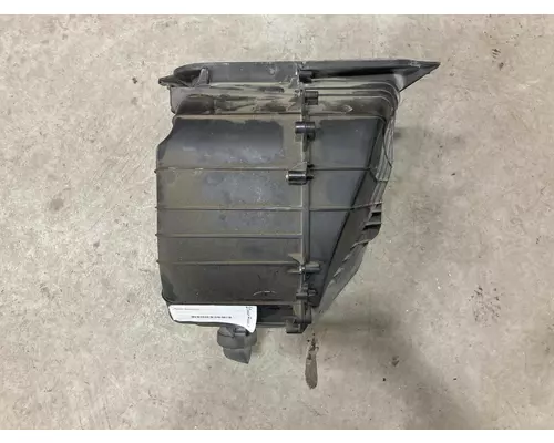 Kenworth T680 Body, Misc. Parts