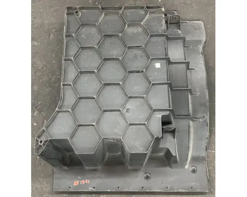 Body Parts, Misc. KENWORTH T680 High Mountain Horsepower